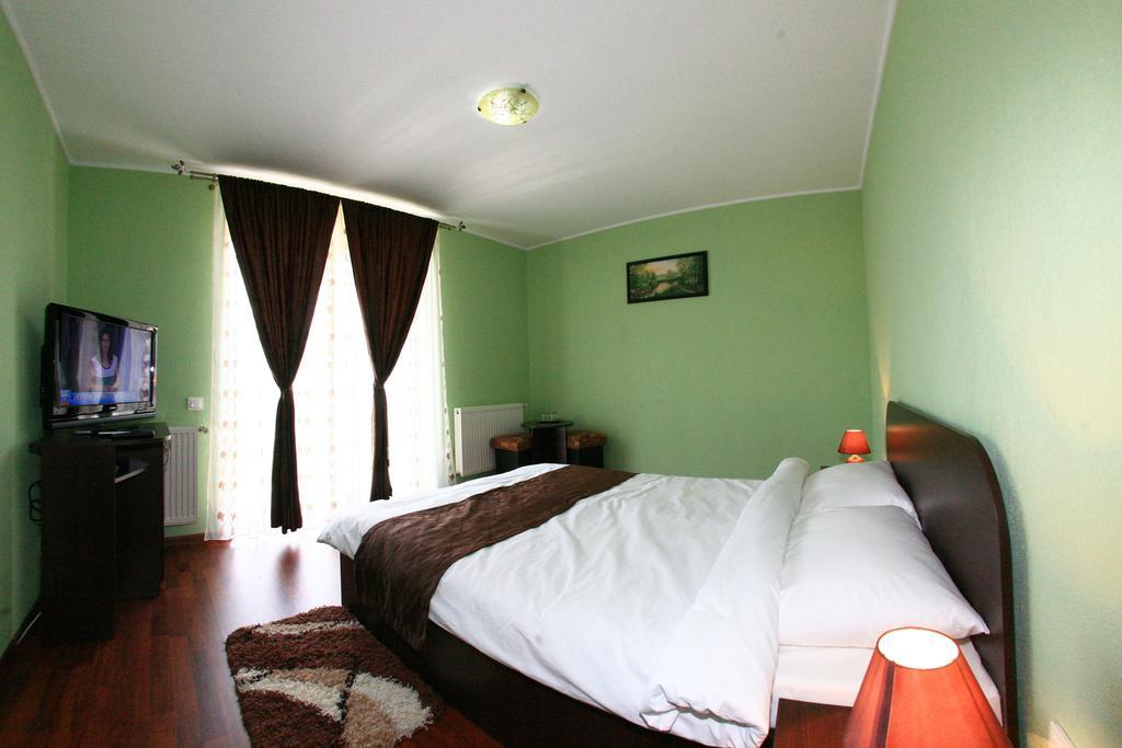 Heaven Hotel Sălişte Ruang foto