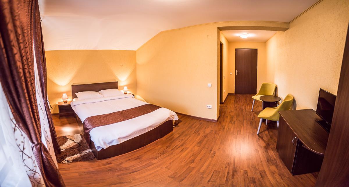 Heaven Hotel Sălişte Bagian luar foto